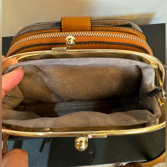 ❤️ Vince Camuto Leather Belt Bag - Picture 13 of 13